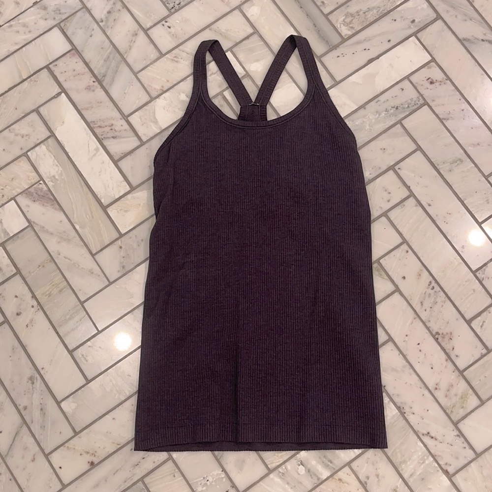 Lululemon ribbed tank with shelf bra and inserts.